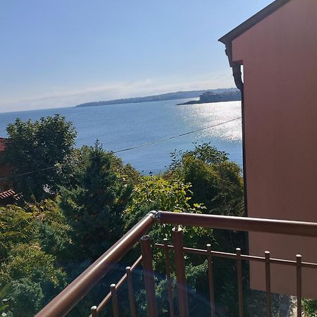 Farlalievi Guest House Sozopol Exterior foto