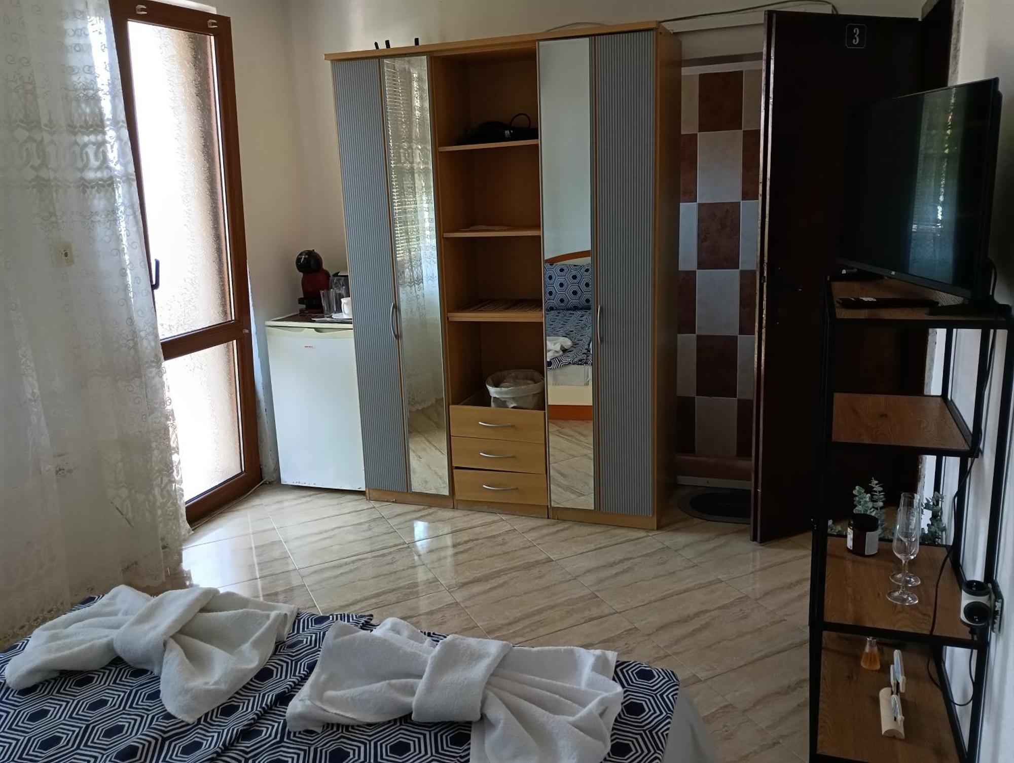 Farlalievi Guest House Sozopol Exterior foto